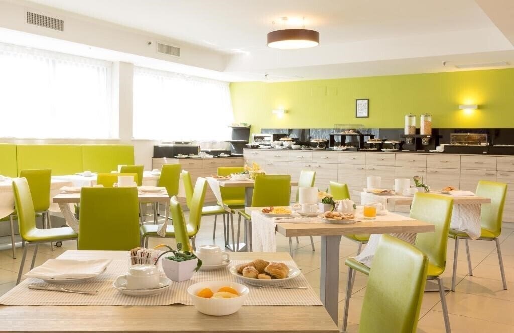 Зображення Cristina (Napoli) 3*