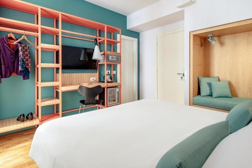 Изображение Piazza Bellini 3*