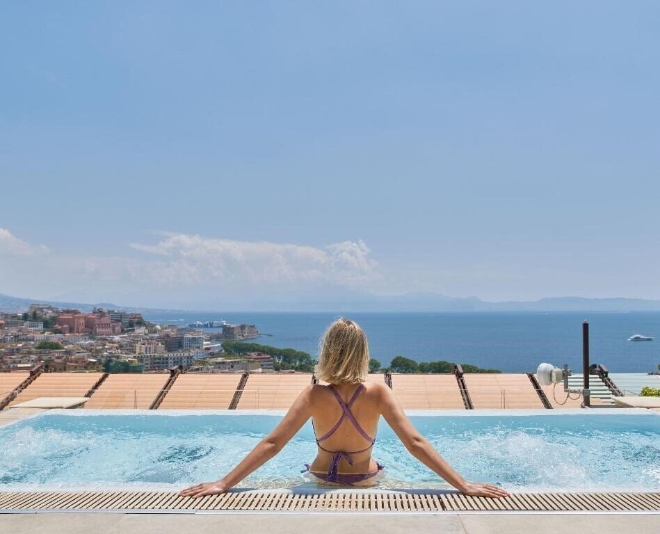 Фотографія De Bonart Naples, Curio Collection by Hilton 5*