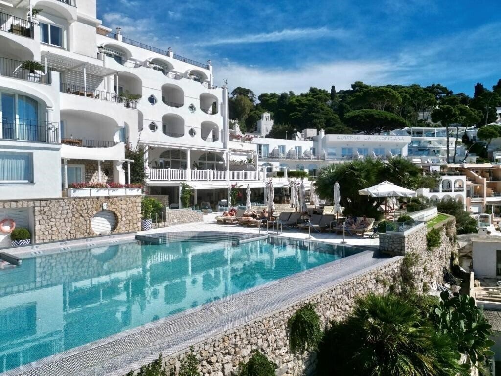 Готель Hotel Mamela 4*