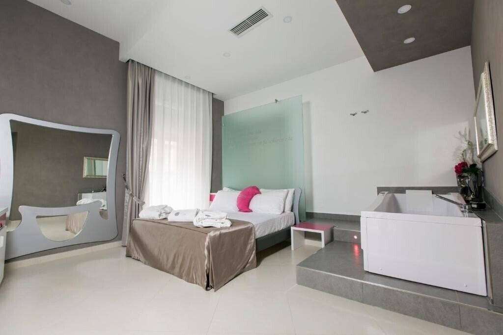 Отель Hotel Nunu 4*