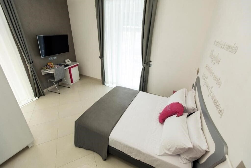 Фото Hotel Nunu 4*