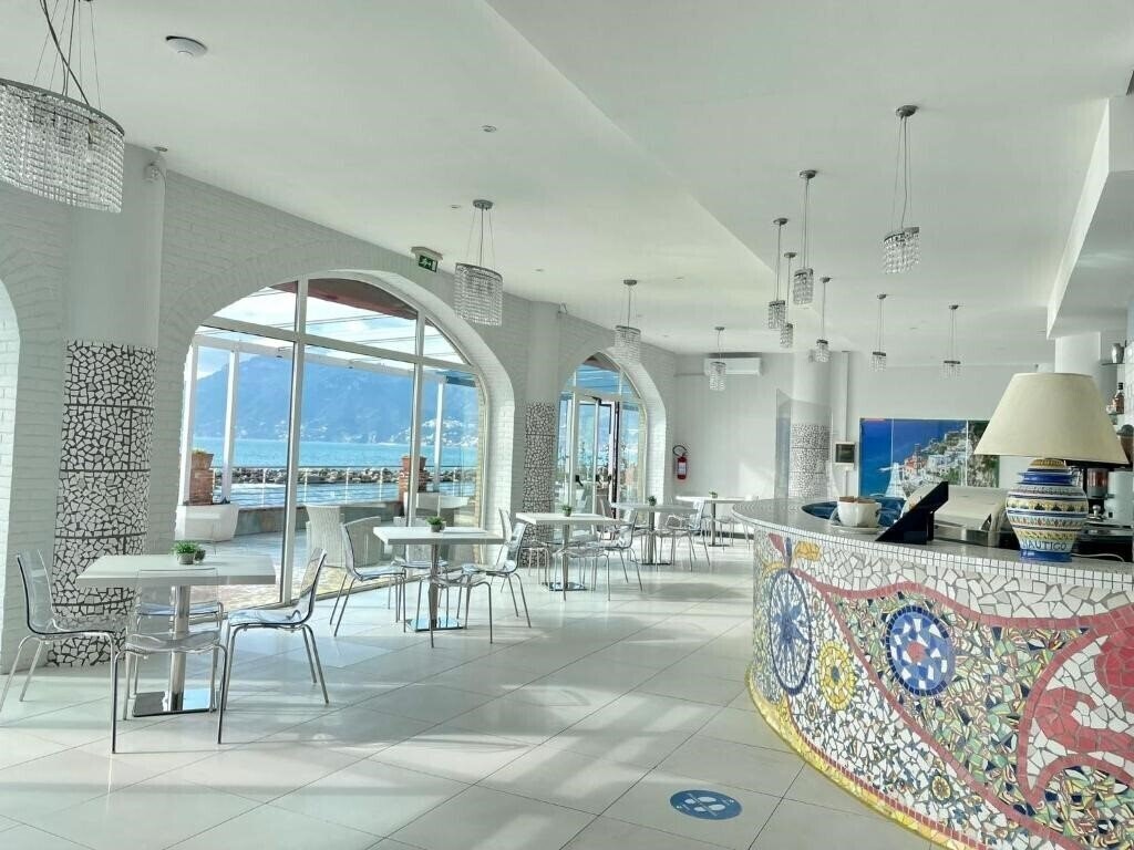 Отель Hotel Polo Nautico 4*