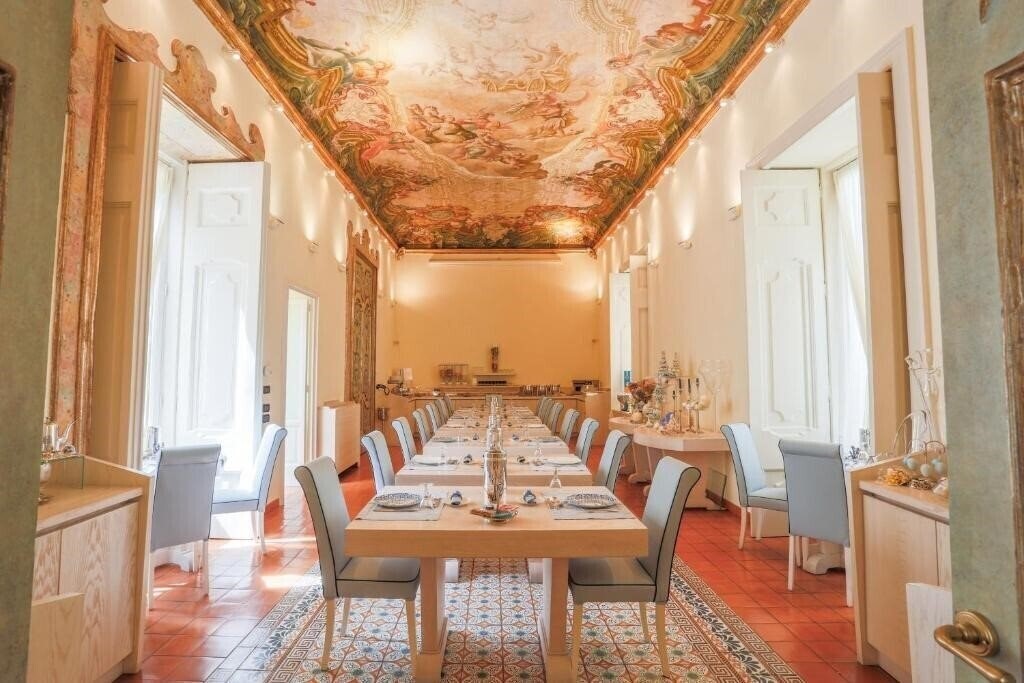 Отель Maison Tofani 4*