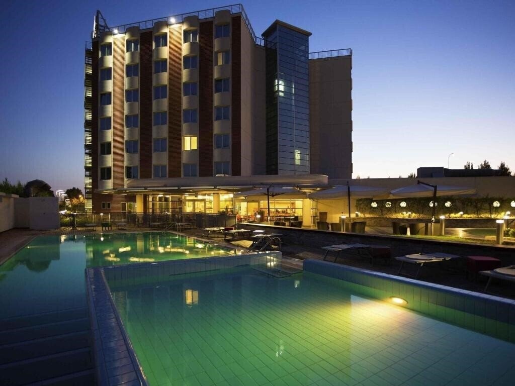 Отель Novotel Salerno Est Arechi 4*