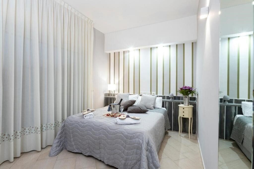 Готель San Paolo Hotel Napoli 4*