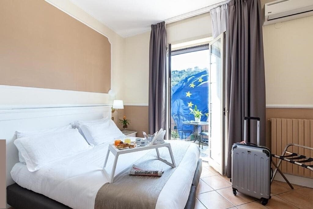Фото Leopardi 3*