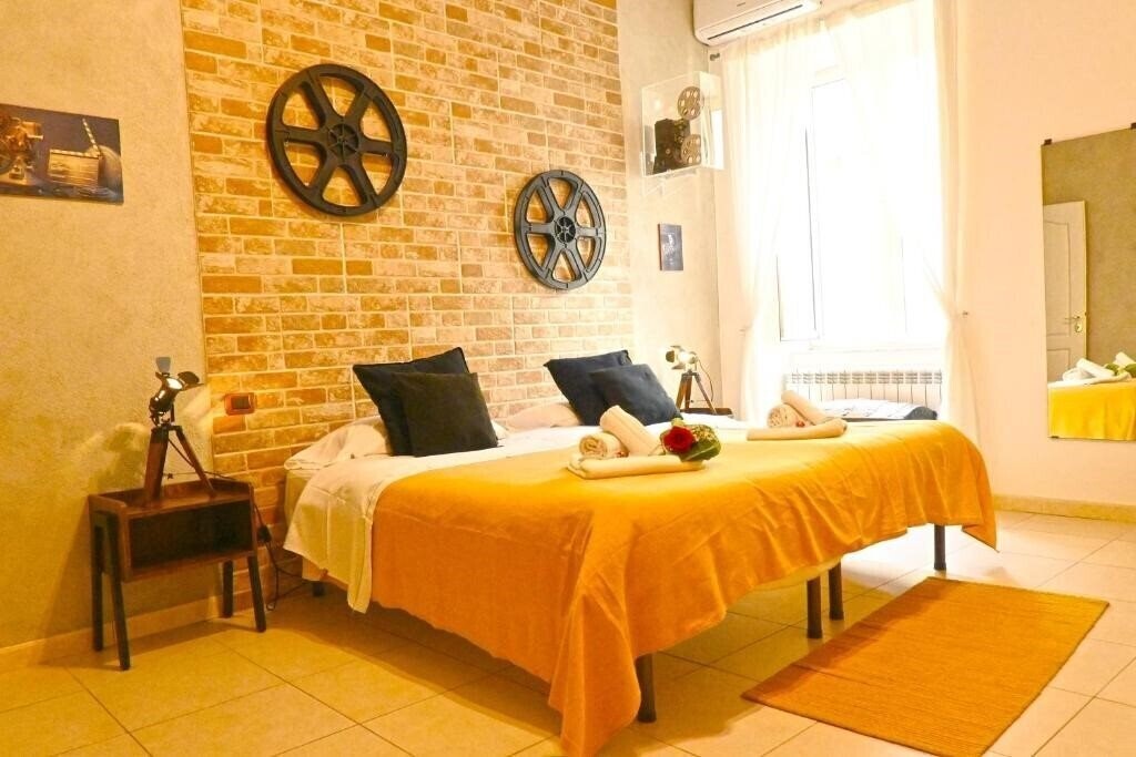 Отель Napoli Cityscape 3*