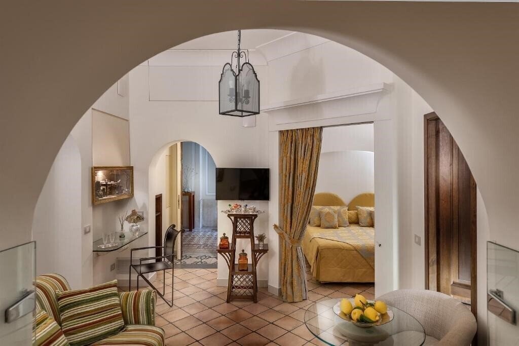 Готель Week-End a Napoli 3*