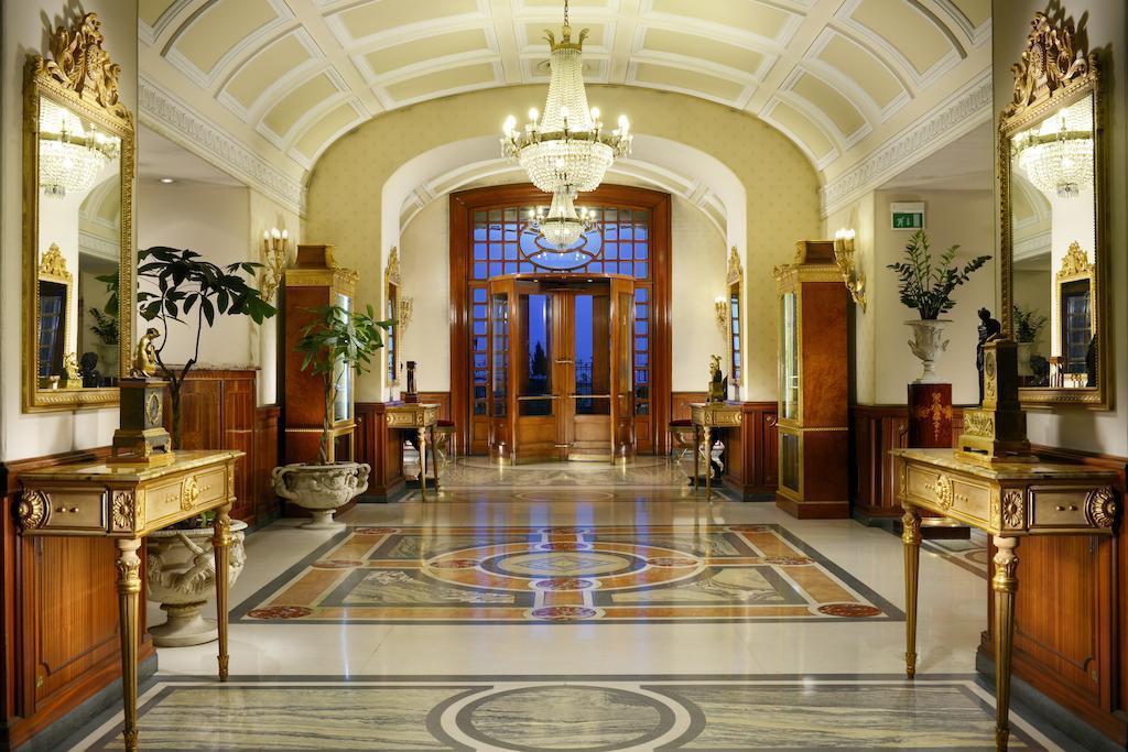 Отель Grand Hotel Parkers 5*