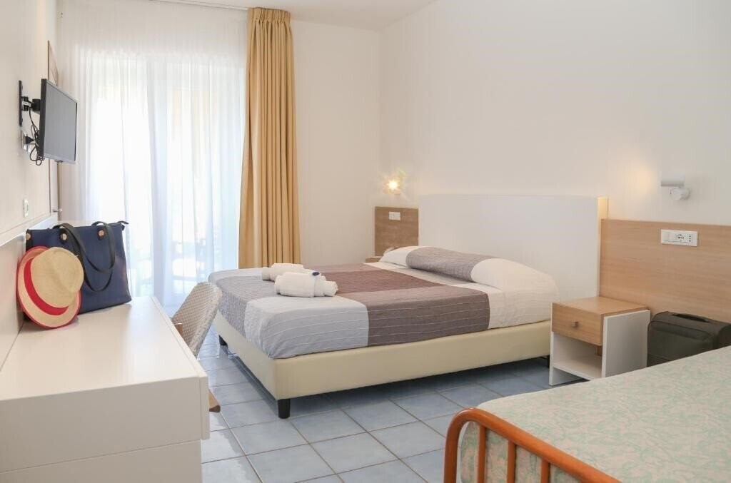 Готель Hotel Residence Torre Sant` Angelo 3*