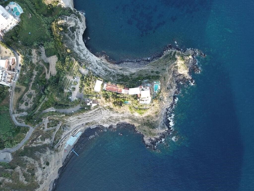 Картинка Punta Chiarito Resort (Forio/Sorgeto) 4*