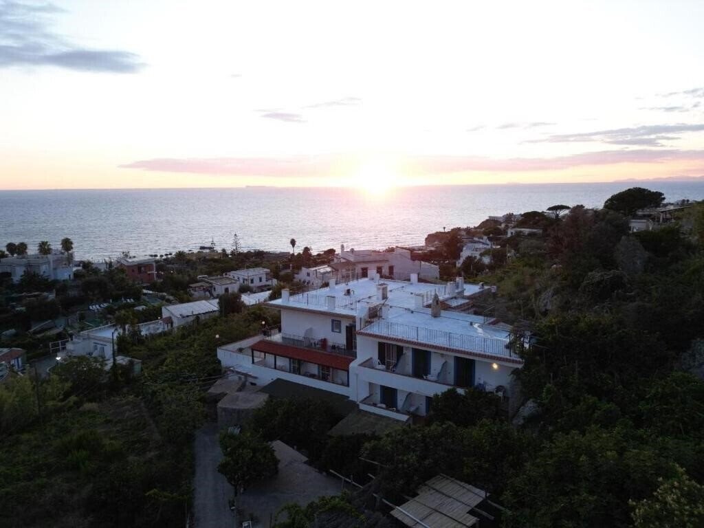 Отель Villa Cimmentorosso (Forio) 3*