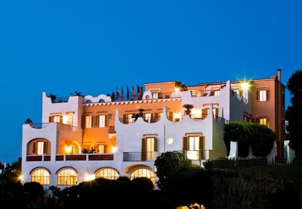 Отель Casa Di Meglio (Casamicciola) 3*