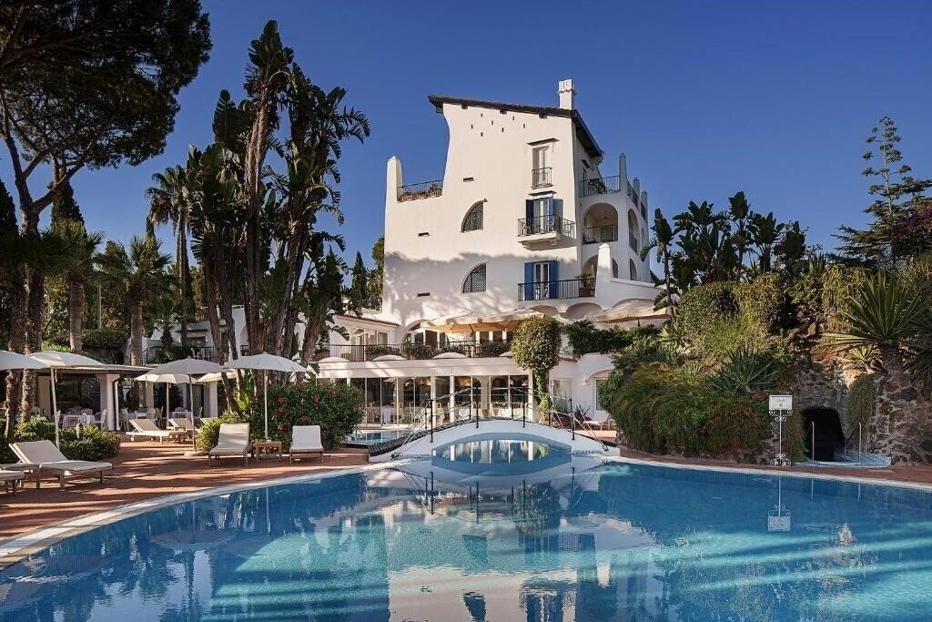 Готель Grand Hotel Il Moresco 5*