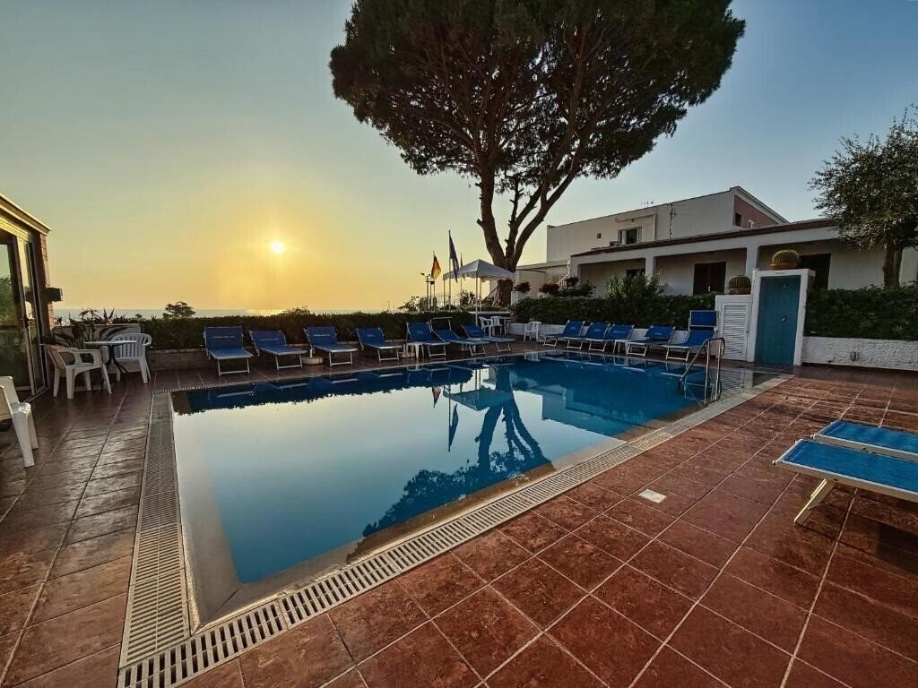 Картинка Villa Mena Hotel 3*