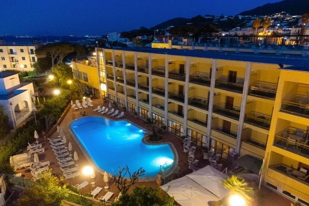 Готель Grand Hotel Terme Di Augusto 5*