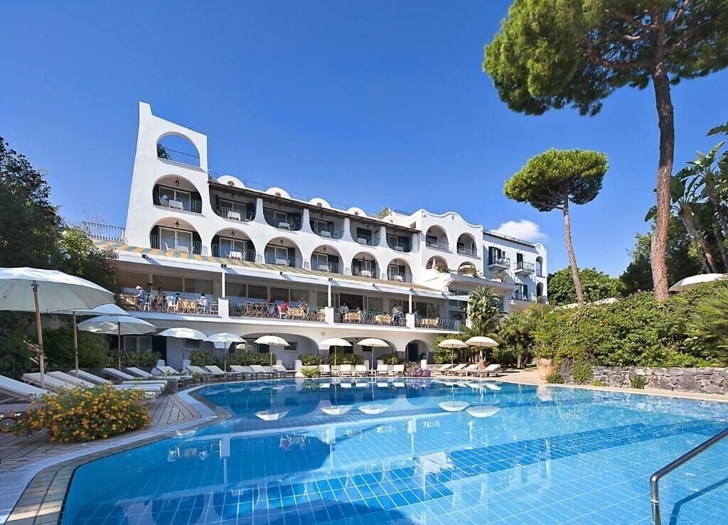 Отель Grand Hotel Excelsior 5*