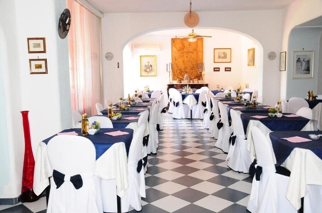 Картинка Hotel Belsole 3*