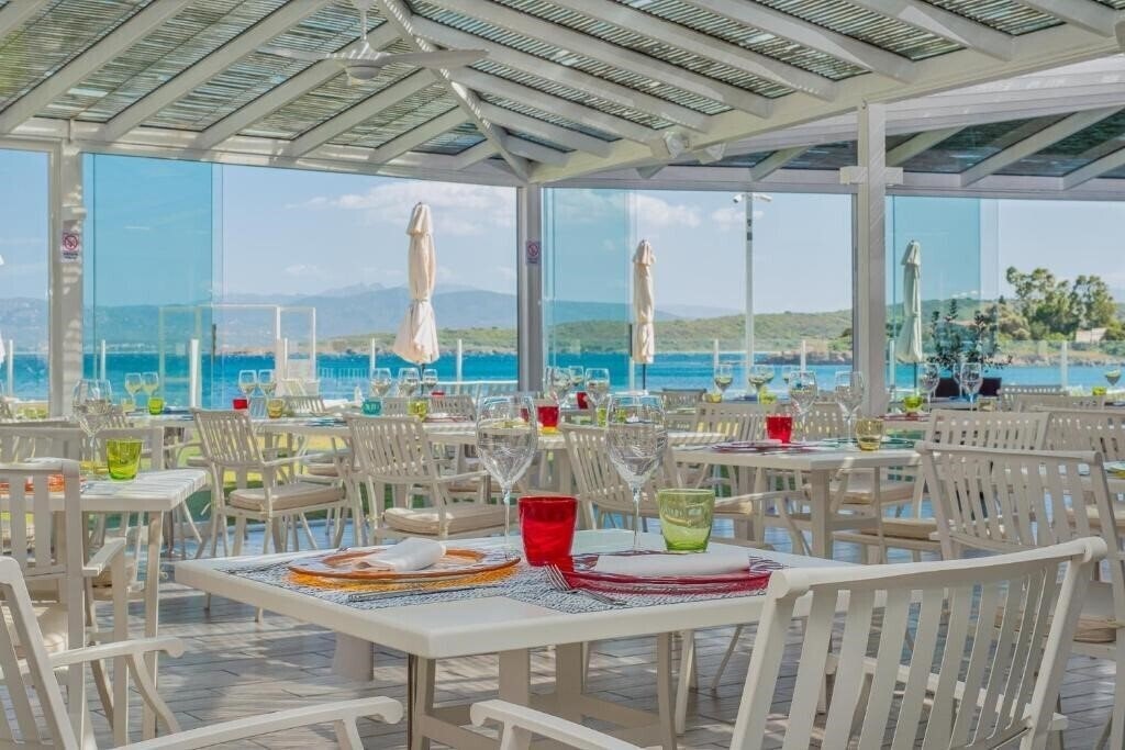 Картинка The Pelican Beach Resort & SPA 4*