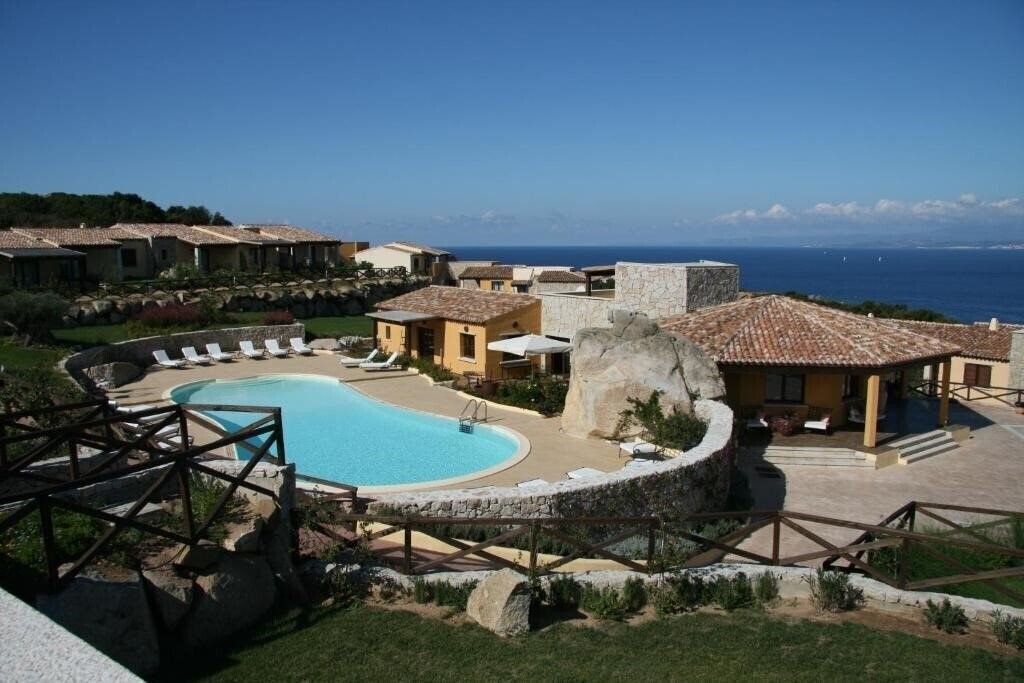 Фотографія Punta Falcone Resort 4*