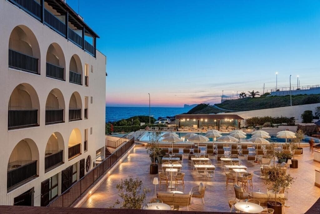 Отель Hotel Calabona 4*