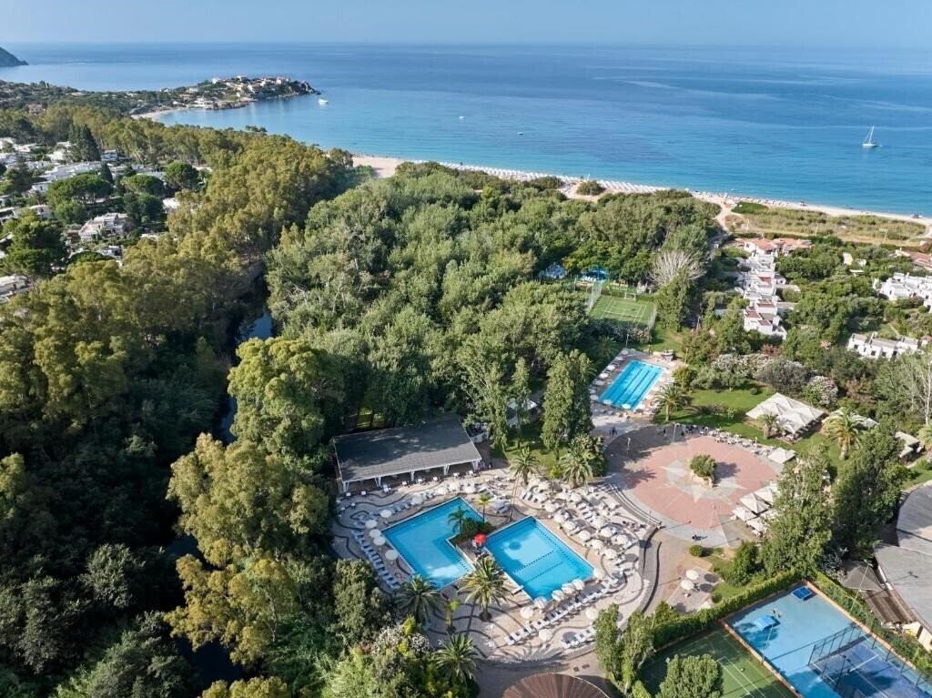 Фото Calaserena Resort 4*