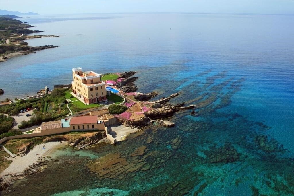 Отель Villa Las Tronas 5*