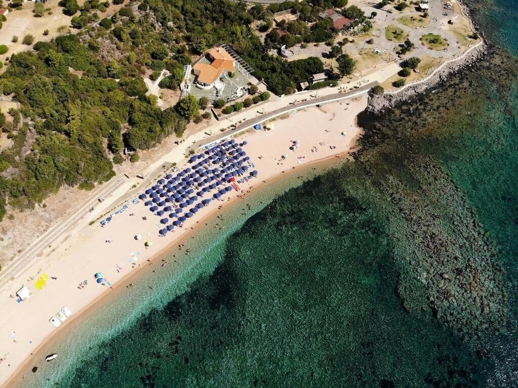 Картинка Cala Gonone Beach Village 4*