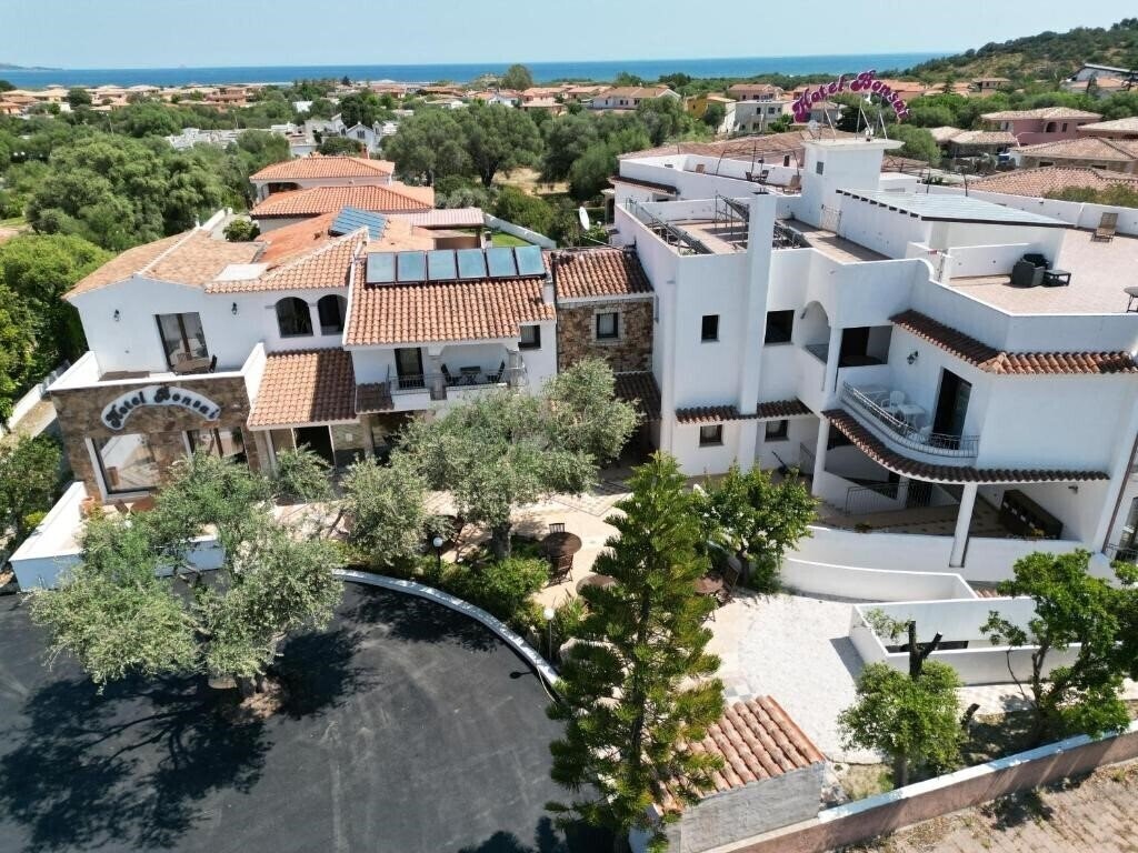 Зображення Bonsai San Teodoro Hotel 4*