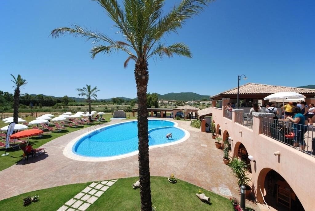 Готель Alma Resort Castiadas 4*