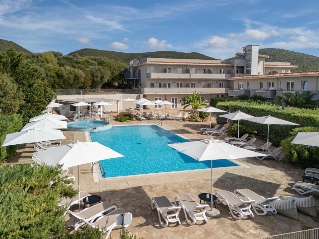 Зображення Lu' Hotel Porto Pino 3*