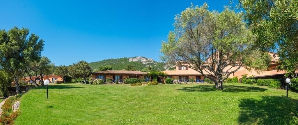 Фотография Myo Rocce Sarde 4*