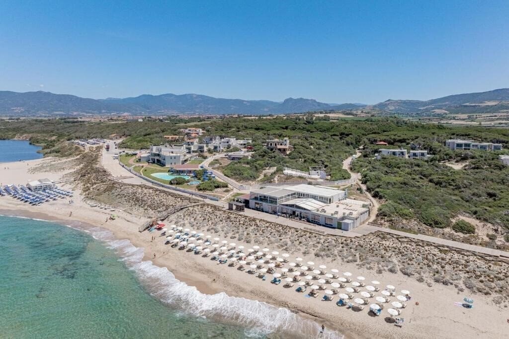 Готель Bellevue Sardinia Resort Affiliated by Melia 4*