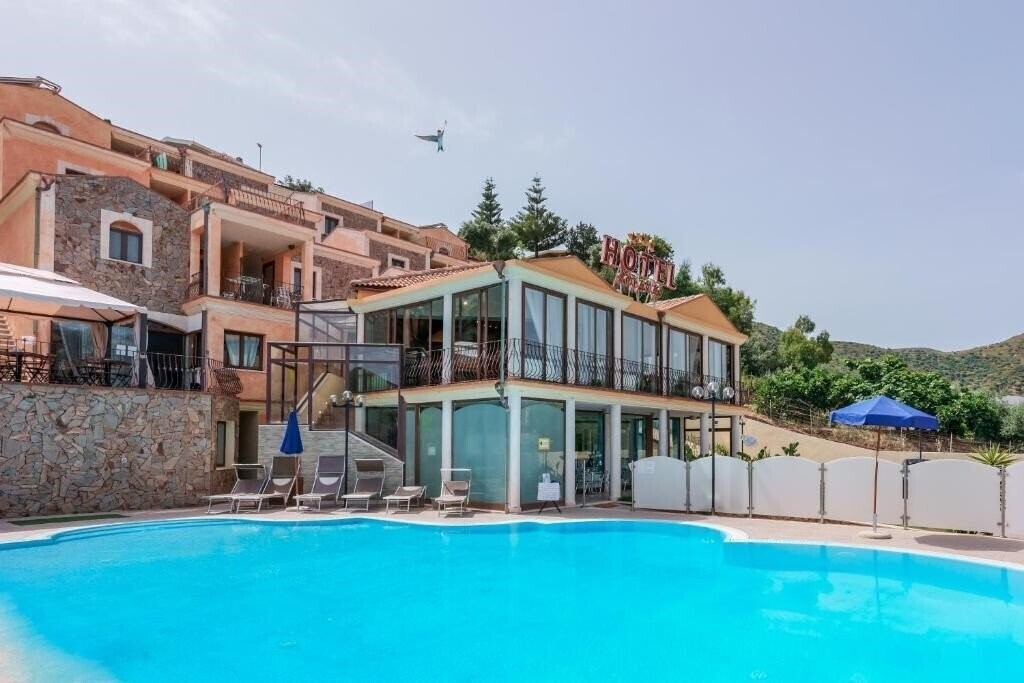 Фотография Solanas Hotel 3*