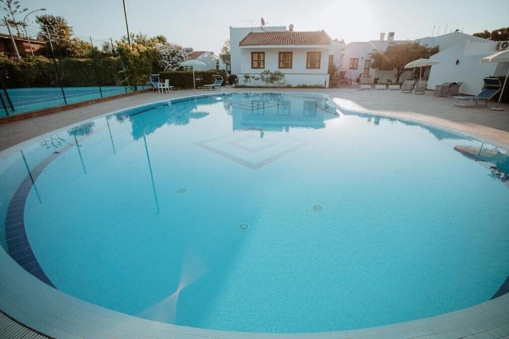 Отель Fior di Sardegna 4*