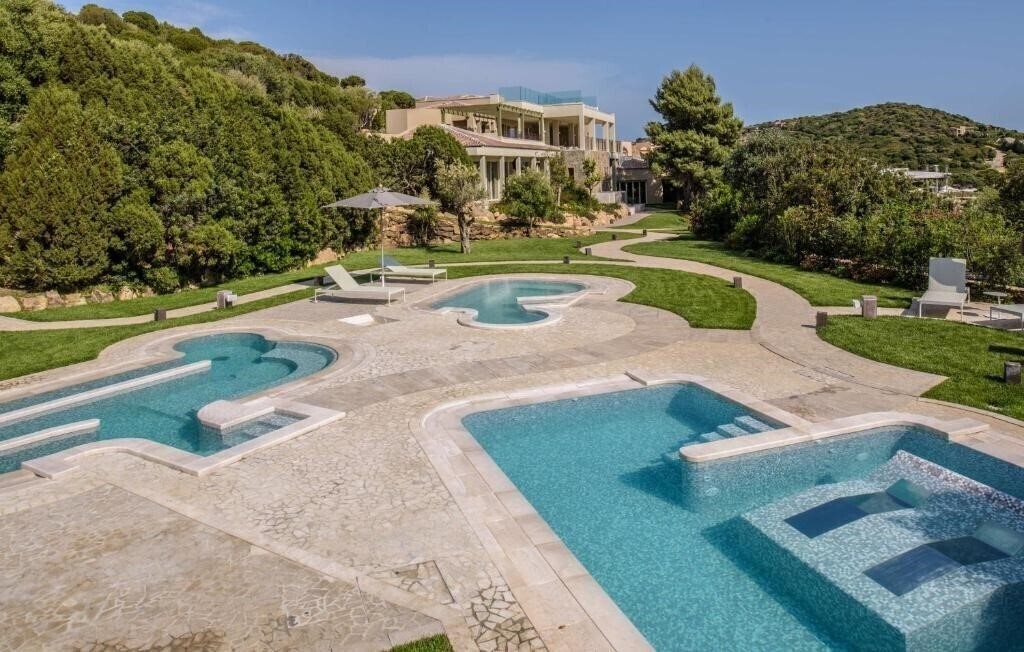 Фото Conrad Chia Laguna Sardinia 5*