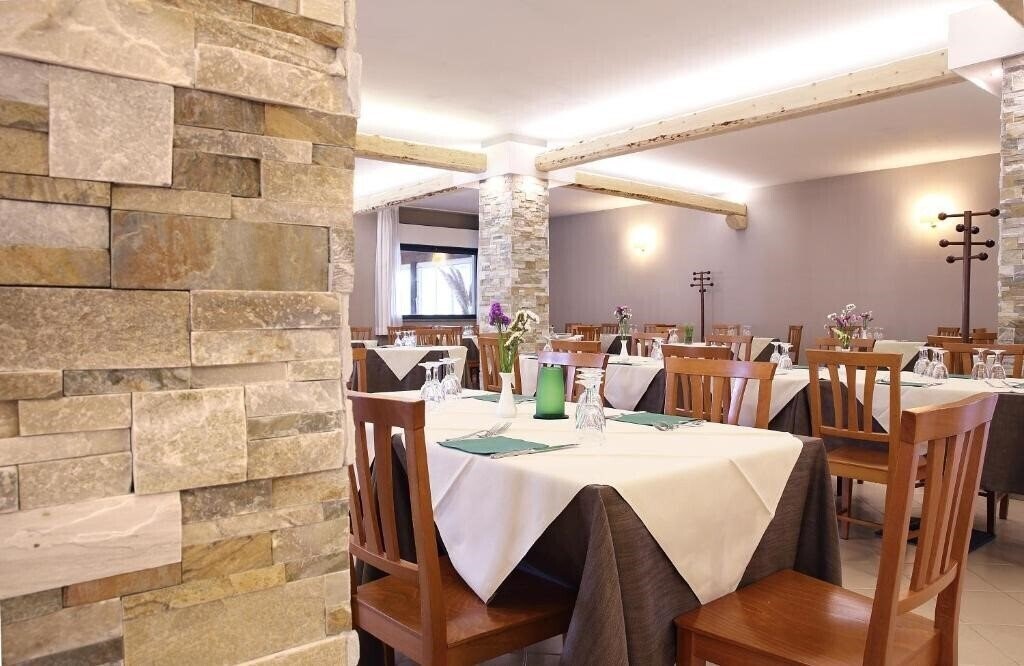 Изображение Hotel Pausania Inn 3*