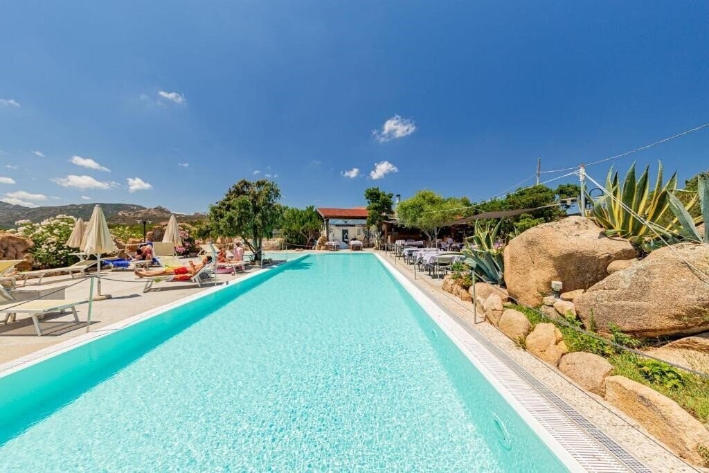 Зображення Aparthotel Residence Hotel Lu Nibareddu 3*