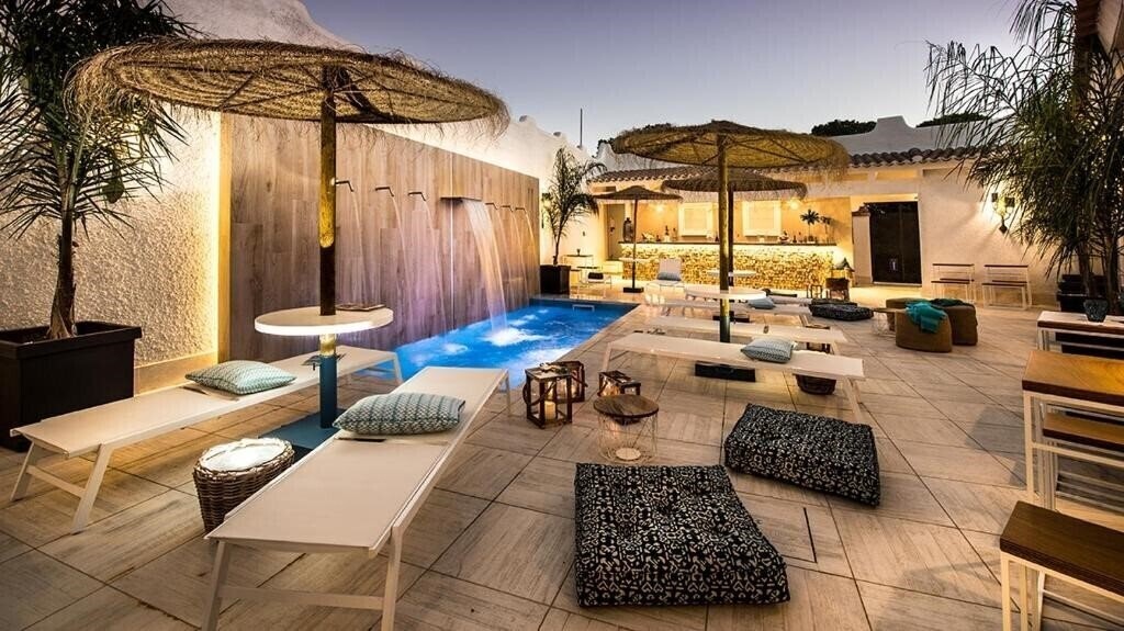 Отель Boutique Hotel Capo Blu 3*