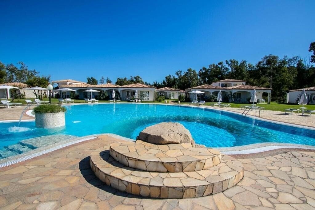 Фото Limone Beach Resort 4*