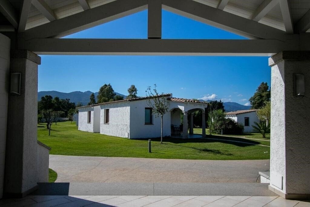 Картинка Limone Beach Resort 4*