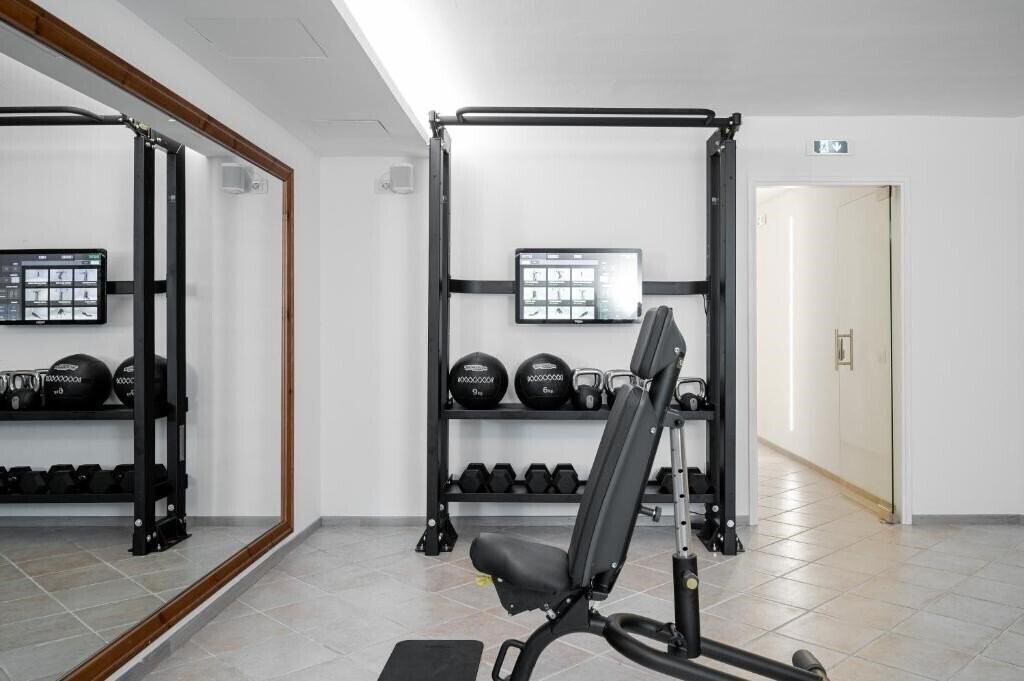 Картинка Monti di Mola Hotel 4*