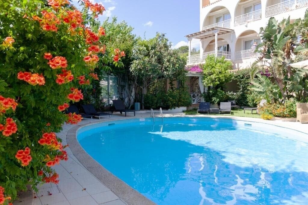 Готель Simius Playa 4*
