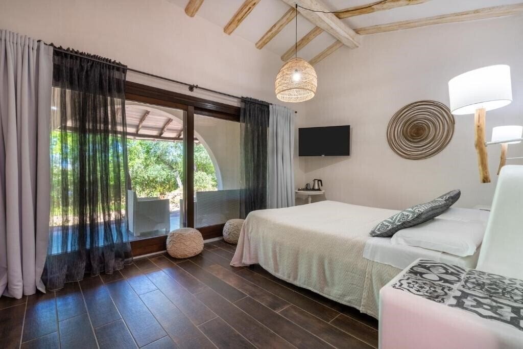 Фото Felix Hotels Galanias Hotel & Retreat 4*