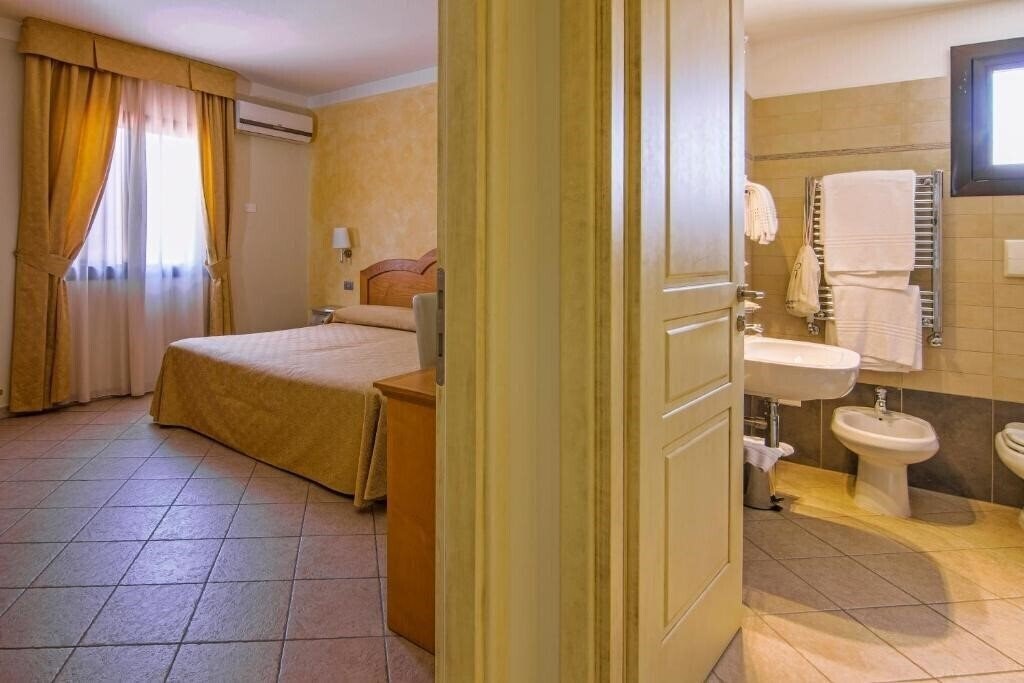 Фотография Hotel la Perla 4*