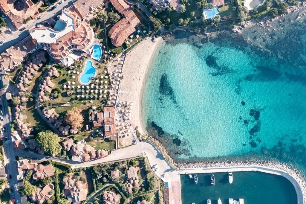 Фото Baia Caddinas Hotel Resort & SPA 4*