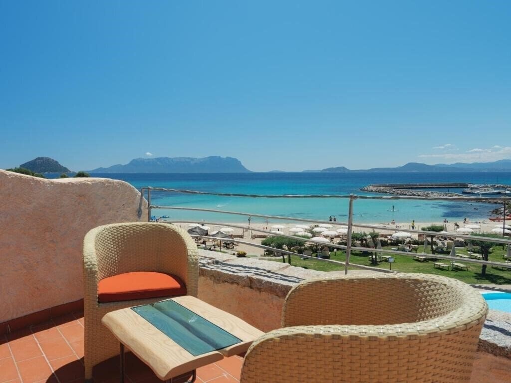 Фотографія Baia Caddinas Hotel Resort & SPA 4*