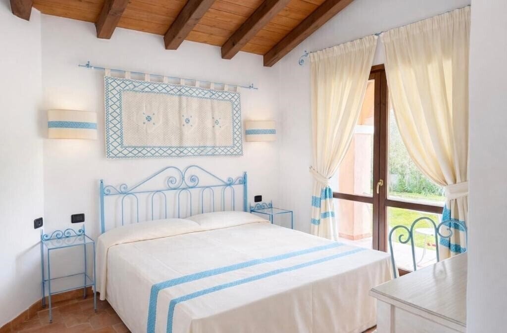 Фото Valtur Sardegna Eos Costa Rei 4*