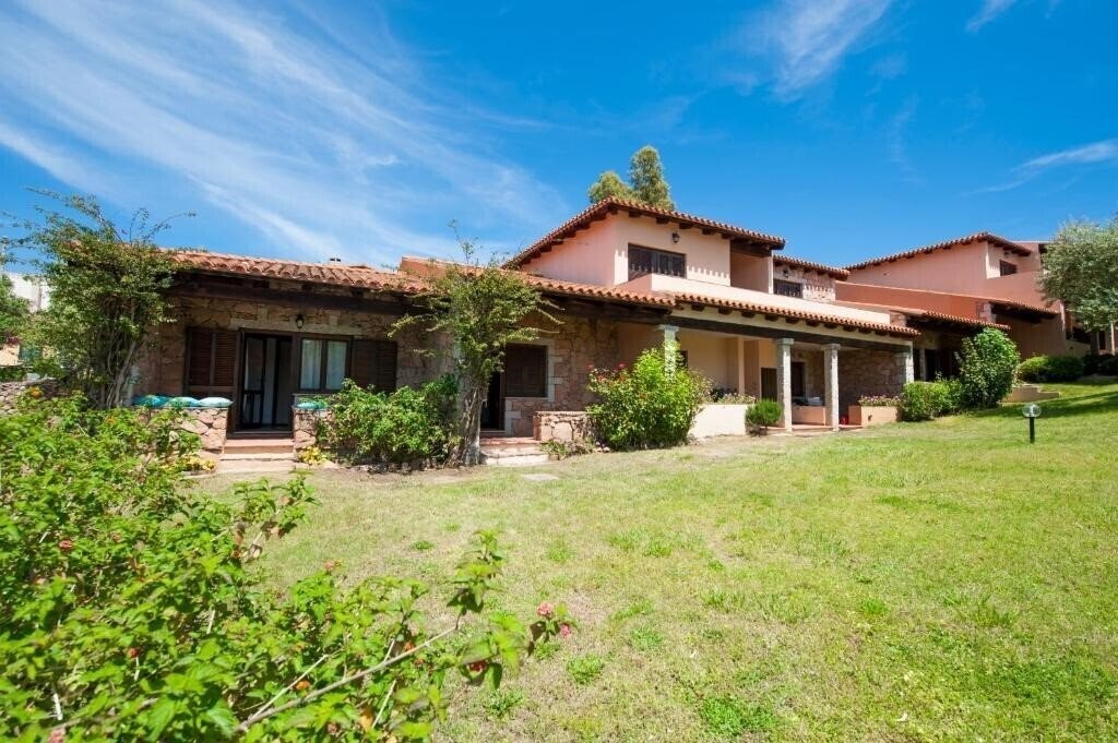 Готель Residence Approdo Verde San Teodoro 3*